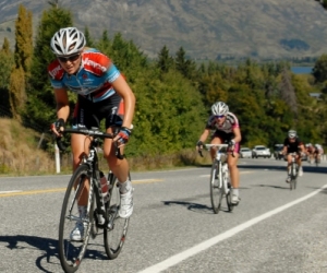 Gracie Elvin on her way to winning the Oceania Road Race