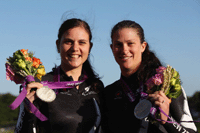 Phillipa Gray and Laura Thompson take silver in Paralympic Road TT