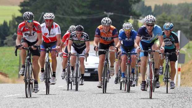 B Grade on the climb - Photo by Robyn Edie/The Southland Times